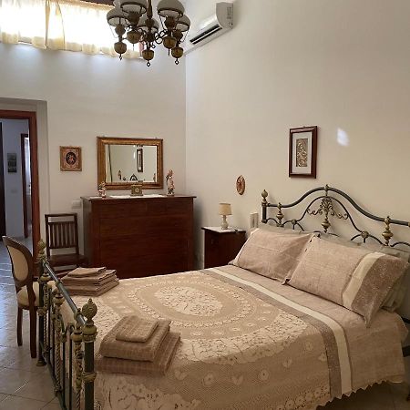 Half House Floridia Villa ภายนอก รูปภาพ