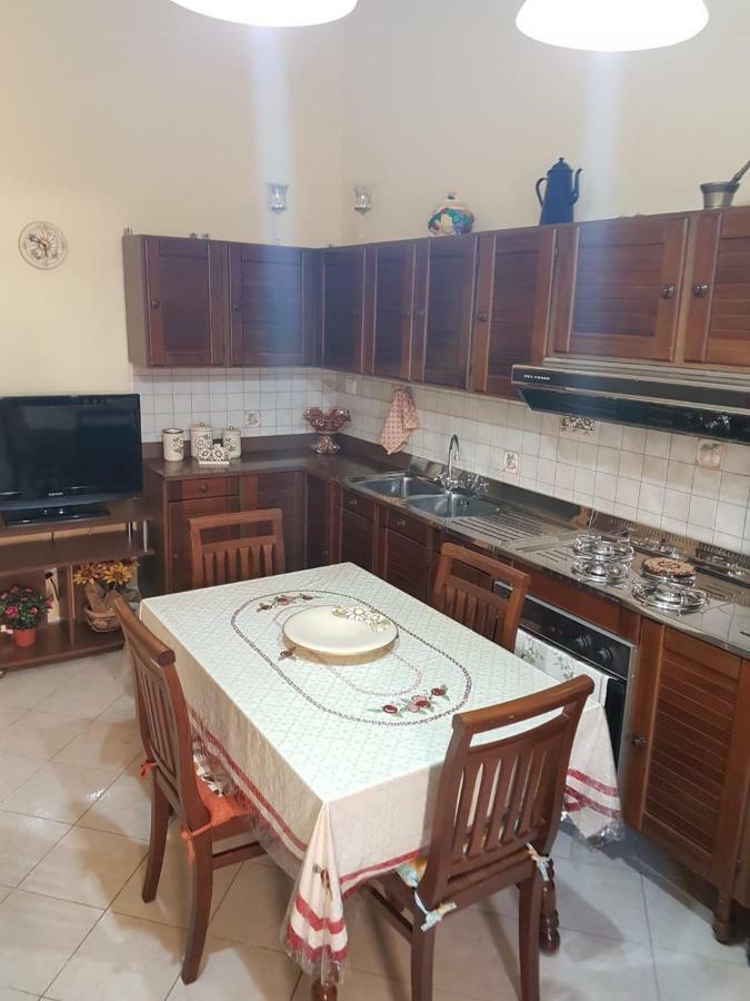 Half House Floridia Villa ภายนอก รูปภาพ
